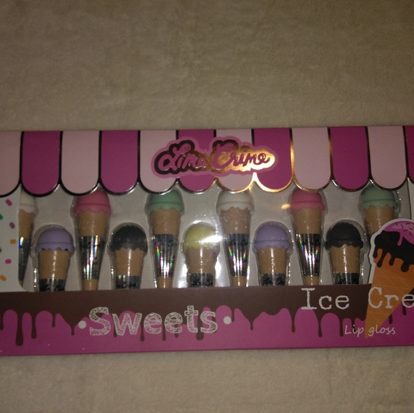 Lipstick - Picture 7 of 8